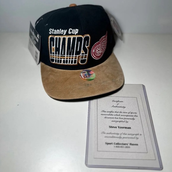 RED WINGS Steve Yzerman Signed '97Stanley Cup Hat - Rare Collector's Item